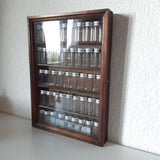 Kasten mit Glastüre Nr. 87