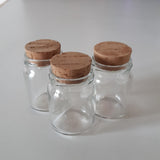 Schraubgläser mit weissem Deckel 60 und 100 ml